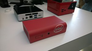 Intel half NUC