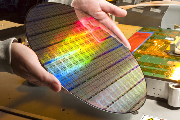 ibm 300mm power7 wafer 1