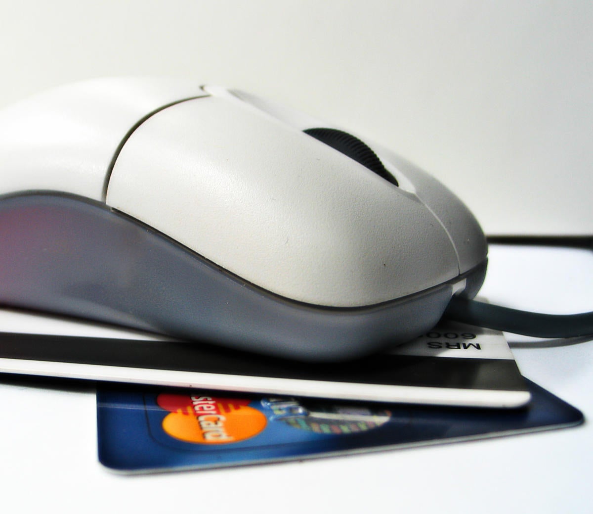 mouse-over-debit-card